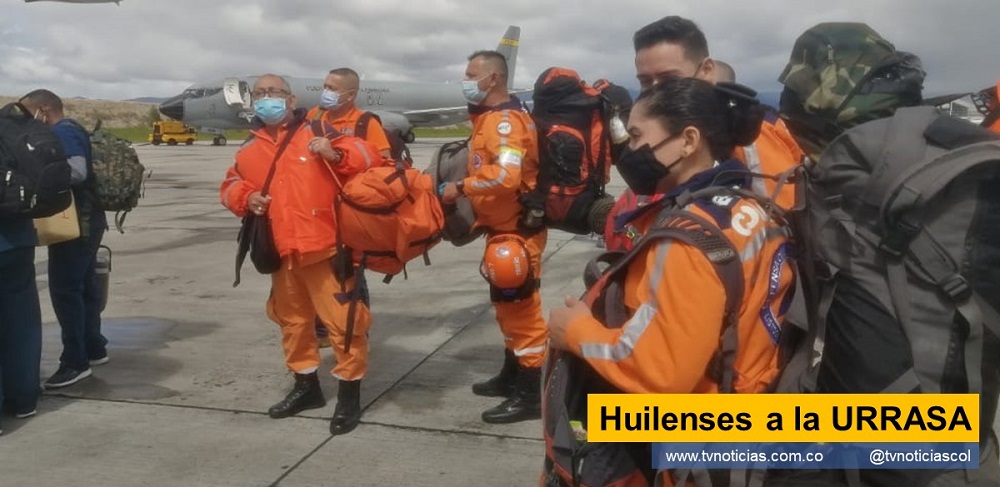 Un grupo de huilenses viaja hasta Providencia y Santa Catalina, para apoyar a la población afectada por el huracán IOTA. La delegación la conforman 7 personas, Álvaro Villarreal Neira Director Seccional de la Defensa Civil Colombiana y 6 Voluntarios que hacen parte del grupo L-USAR en la capital opita. Huilenses a la URRASA tvnoticiascol TVNOTICIAS.COM www.tvnoticias.com.co