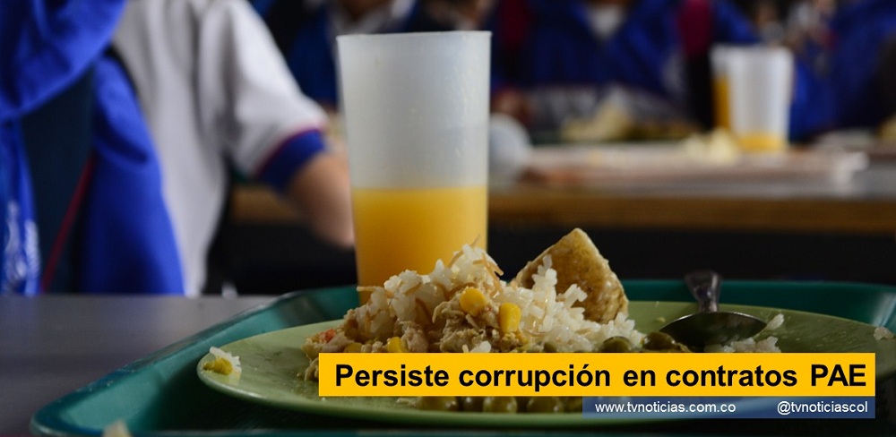 El Tollina es el cuarto Departamento de Colombia, con mayor flujo de recursos para El Programa de Alimentación Escolar (PAE), de acuerdo con información que entrega la Contraloría General de la República. Persiste corrupción en contratos PAE tvnoticiascol TVNOTICIAS.COM www.tvnoticias.com.co Unidad Administrativa Especial de Alimentación Escolar Alimentos Para Aprender Contraloría General de la República nutrición de niños