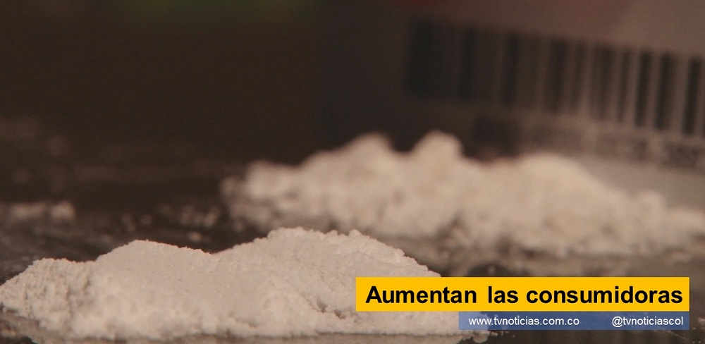 La adición de mujeres al consumo de fármacos en Colombia tiene un aumento significativo La deducción surge del más reciente estudio realizado por el Observatorio de Drogas de Colombia. Allí describen el aumento progresivo de mujeres consumidoras de alucinógenos comparados con el número de varones. Aumentan las consumidoras tvnoticiascol www.tvnoticias.com.co