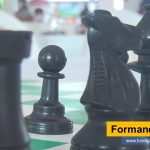 Padres y madres de familia, con humidad y entrega, forjan infantes y jóvenes que llevarán con escaso respaldo oficial, la representación del ajedrez fuera de las fronteras del Huila y de Colombia. Una demostración de interés, apoyo, respaldo y sobre todo sacrificio físico y económico, quedó al descubierto en resiente jornada deportiva regional realizada en Neiva. Formando campeones tvnoticiascol TVNOTICIAS.COM www.tvnoticias.com.co deportistas