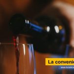 Un considerable aumento en el consumo de vino registra la población colombiana. Este hábito surge como consecuencia del beneficio que para la salud, representa una copa de vino en las comidas La conveniencia del vino tvnoticiascol www.tvnoticias.com.co vino tinto blanco rosa semiseco seco