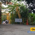 La infraestructura del viaducto sufrió deterioro, pero no como consecuencia del invierno, sino por reparaciones mal adelantadas. El Alcalde impartió la orden pero deja pasar motocicletas para transportar personas que laboral en la zona rural INVIAS La movilidad vehicular Neiva - Rivera (Vía el Caguán - Ulloa), quedó totalmente suspendida por daños en el puente sobre el Río Frío Obstrucción vial tvnoticiascol www.tvnoticias.com.co