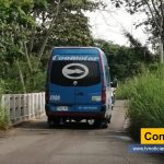 La conectividad terrestre Neiva - Campoalegre, registra constante peligro de accidentalidad. La ciudad cuenta con la posibilidad: 1- Neiva - Juncal - carretera principal Campoalegre 2- Neiva - Caguán - La Ulloa - Rivera - Riverita - carretera principal. La alternativa surge al resultar averiado el puente Arenoso sobre la ruta Neiva - Campoalegre Conexión peligro tvnoticiascol www.tvnoticias.com.co