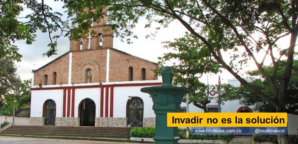 La invasión de predio particular, sobre la ruta Neiva - El Caguán, por un grupo de familias, argumentando necesidad de vivienda, generó conflicto que involucra al Presidente de la República Invadir no es la solución tvnoticiascol www.tvnoticias.com.coRepública se permite informar a todas y todos los colombianos, y a los medios de comunicación que: • Como Gobierno respetamos la Ley y la institucionalidad. • Confirmamos que sí va a haber Reforma Agraria para buscar equidad en el acceso a la tierra, pero pedimos a los colombianos respetar la tenencia y la propiedad. • Quienes quieren promover invasiones entorpecen la gestión del Gobierno y esto podría redundar en que sean investigados por parte de las autoridades” • Como Gobierno estamos dispuestos a saldar la deuda