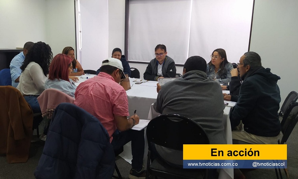 Las deliberaciones de este primer encuentro de miembros de Junta y la presencia de la Primera Directora Ejecutiva de FECOLPER, Adriana Hurtado. Una sesión para el enfoque del trabajo durante el 2023, realizó el grupo de directivos principales de la Junta Directiva de la Federación colombiana de Periodistas En acción - www.tvnoticias.com.co. tvnoticiascol