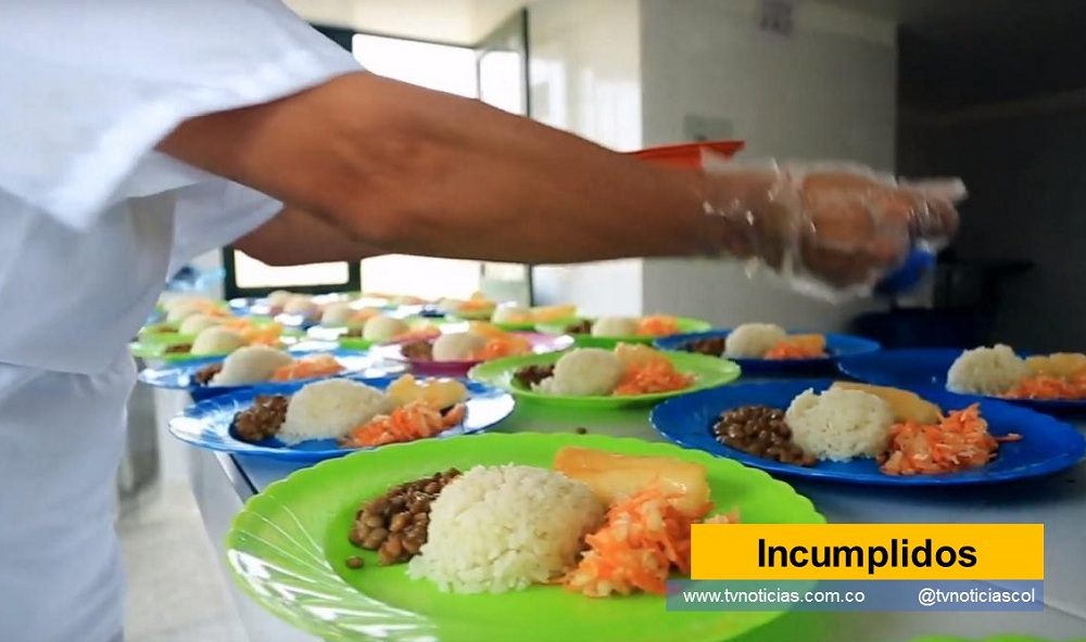 Un informe de la Contraloría General de la República revela que, de las 97 entidades territoriales certificadas, 9 presentan riesgo de incumplimiento en el inicio oportuno, debido a ineficiente planeación la de contratación.  Un total de 9 entidades territoriales certificadas (ETC) presentan posibles riesgos de cobertura, al proyectar comenzar la prestación del servicio de alimentación escolar, 30 días después del inicio del calendario escolar Incumplidos tvnoticiascol www.tvnoticias.com.co