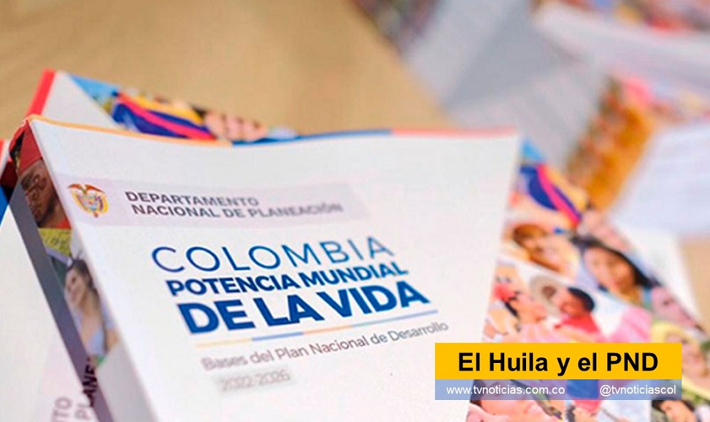 El PND es la brújula establecida en la Constitución para que los gobiernos definan de acuerdo con sus objetivos hasta dónde van a llegar en sus administraciones, incluyendo por supuesto las políticas públicas y la distribución de los recursos para que sean utilizados de la mejor manera en beneficio de toda la población, lo que lo convierte en un documento que debe ser aprobado en el Congreso después de ser discutido en ese axial propósito entre el Ejecutivo y el Legislativo, de tal manera que racionalmente se logre su cumplimiento y no quede simplemente en buenos propósitos como han quedado muchos en los sucesivos gobiernos que hemos tenido desde su vigencia El Huila y el PND tvnoticiascol www.tvnoticias.com.co