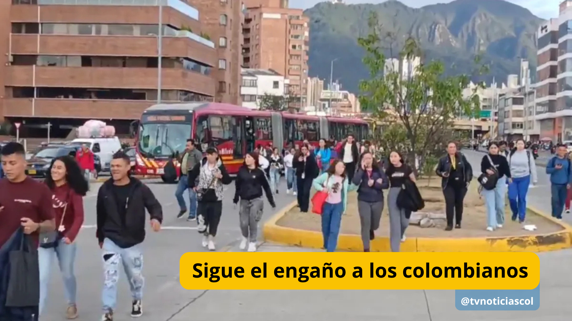 Supongamos que son las donaciones nacionales en especie, tras el terremoto del 10 de agosto, Colombia recibió una significativa respuesta de apoyo global. Noticia Sigue el engaño a los colombianos @tvnoticiascol